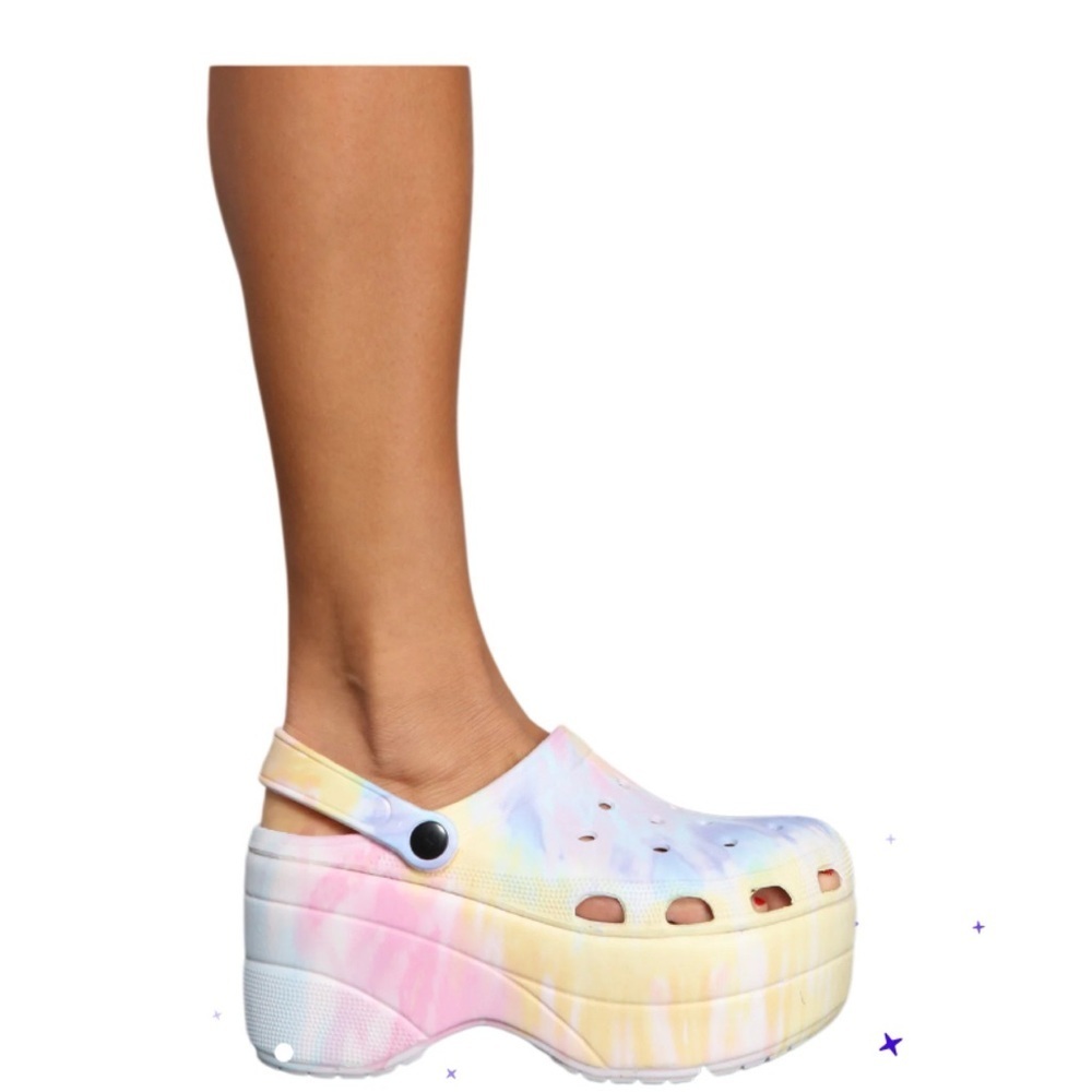 Akira Colorful Tie-Dye Platform Clogs - Picture 2 of 7